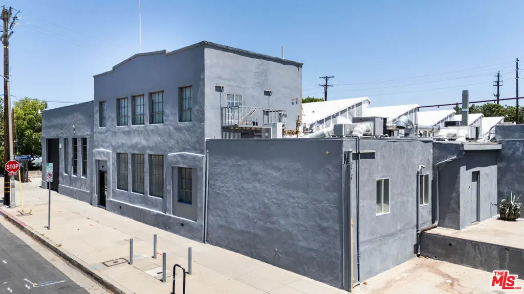 Residential Lease for rent at 3191 Casitas Avenue, Los Angeles, Los Angeles County, CA