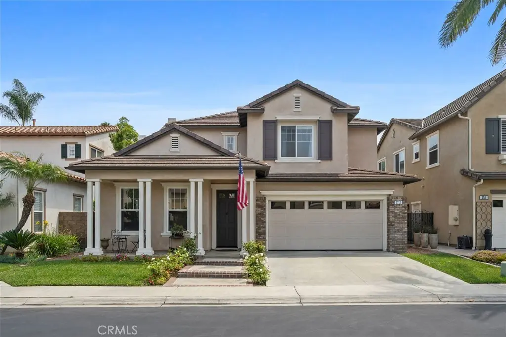 Single Family Residence for sale at 2712 Ashwood, Costa Mesa, CA featuring 4 beds and 3 baths