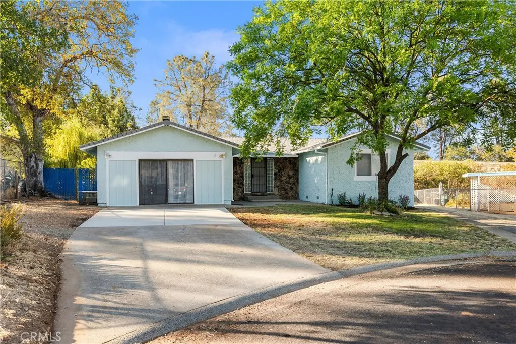 Single Family Residence for sale at 3 Stallion Court, Oroville, CA featuring 3 beds and 2 baths