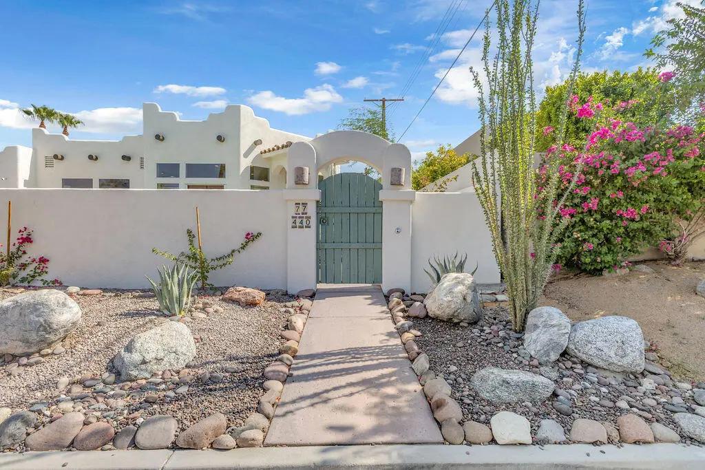 Residential Lease for rent at 77440 Calle Ensenada, La Quinta, Riverside County, CA featuring 1 bed and 3 baths