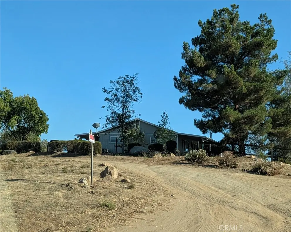 Single Family Residence for sale at 35780 Arendt Lane, Murrieta, CA featuring 3 beds and 2 baths