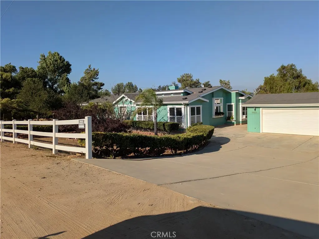 Single Family Residence for sale at 35820 Arendt Lane, Murrieta, CA featuring 3 beds and 2 baths