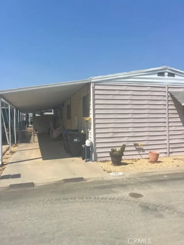 Manufactured In Park for sale at 27701 Murrieta 125, Menifee, CA featuring 2 beds and 2 baths