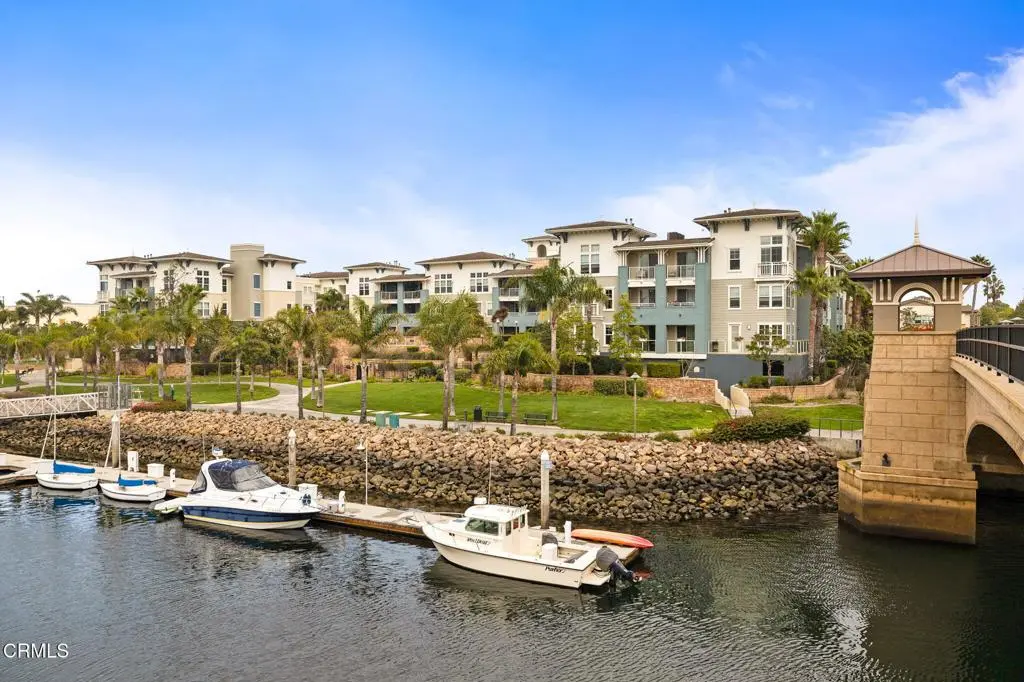Condominium for sale at 1423 Windshore Way, Oxnard, CA featuring 2 beds and 2 baths