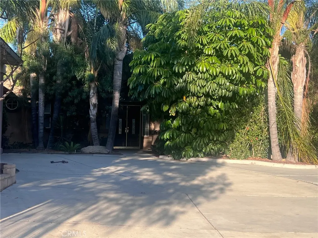 1025 Aquino Circle, Corona, CA — listing photo 1