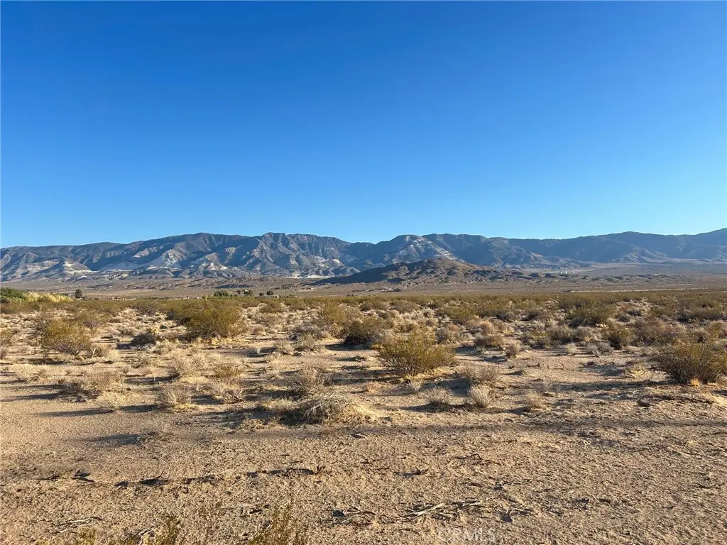 22 Clark St, Lucerne Valley, CA — listing photo 1