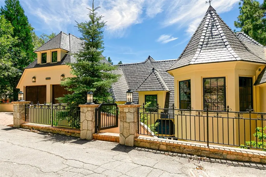 28087 North Shore Road, Lake Arrowhead, CA — listing photo 1