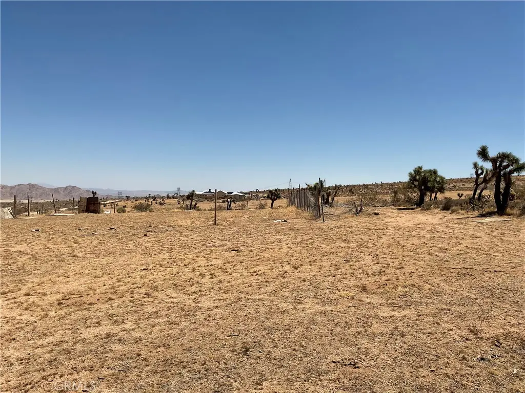 1 Luna Mountain Road, Apple Valley, CA — listing photo 1