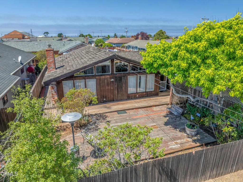 Single Family Residence for sale at 215 S Sanderson Way, Fort Bragg, CA featuring 3 beds and 2 baths