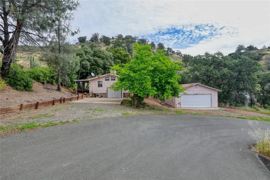 11480 San Joaquin, Clearlake, CA — listing photo 1