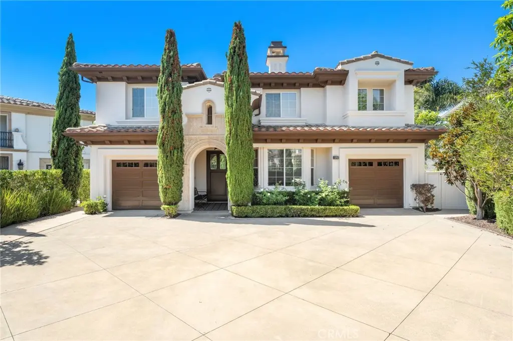 Single Family Residence for rent at 15 Vista Cielo, Dana Point, CA featuring 5 beds and 5 baths