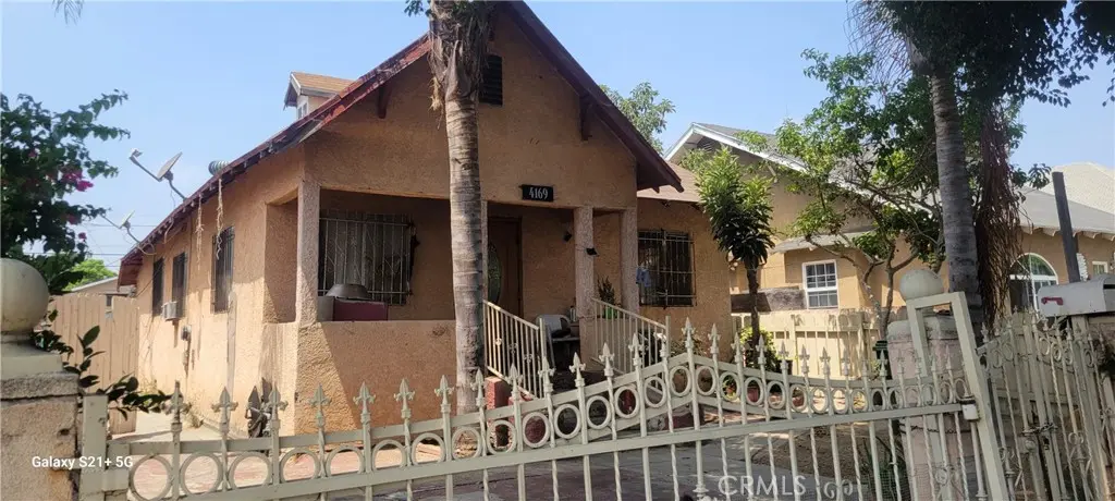 Duplex for sale at 4169 Dorsey Street, Los Angeles, CA