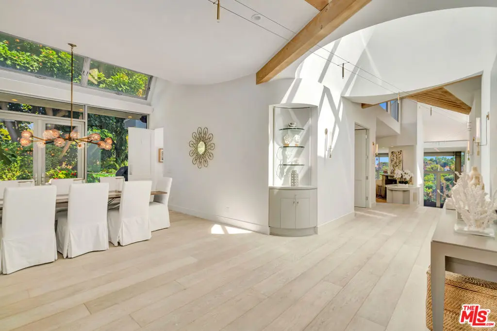 Single Family Residence for rent at 28775 Sea Ranch Way, Malibu, CA featuring 5 beds and 5 baths