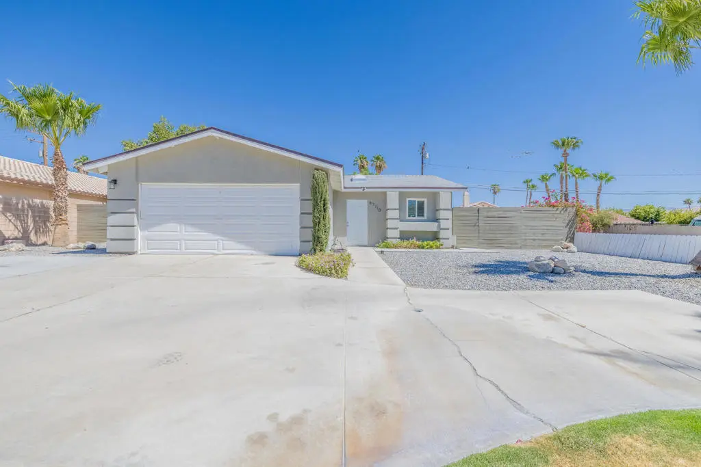 Single Family Residence for sale at 67710 Vista Chino, Cathedral City, CA featuring 3 beds and 3 baths