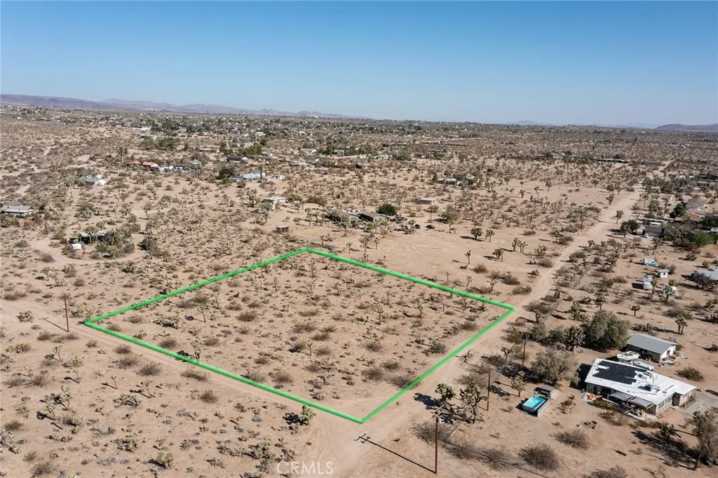 5292 Marvin Drive, Yucca Valley, CA — listing photo 1