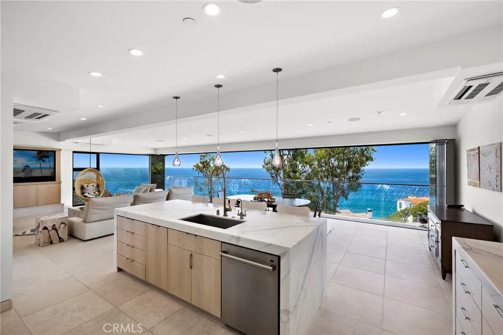 Single Family Residence for rent at 2629 Victoria Drive, Laguna Beach, CA featuring 4 beds and 5 baths