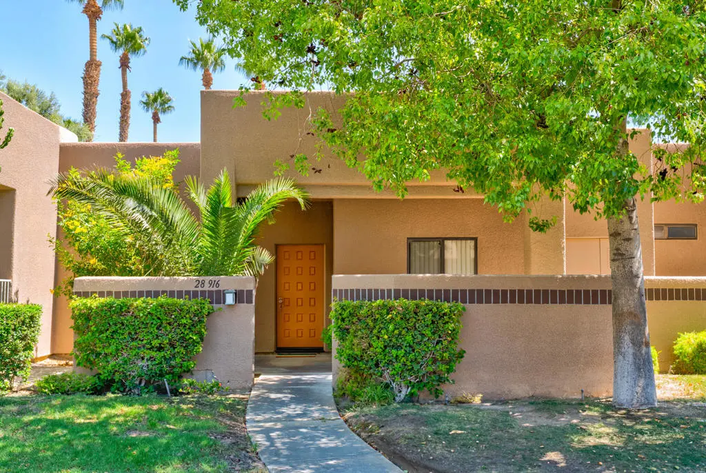 Residential Lease for rent at 67232 S Chimayo Drive, Cathedral City, Riverside County, CA featuring 3 beds and 2 baths