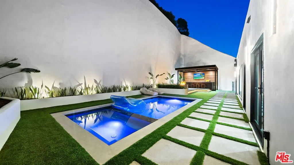Single Family Residence for rent at 1846 N Franklin Canyon Drive, Beverly Hills, CA featuring 5 beds and 5 baths