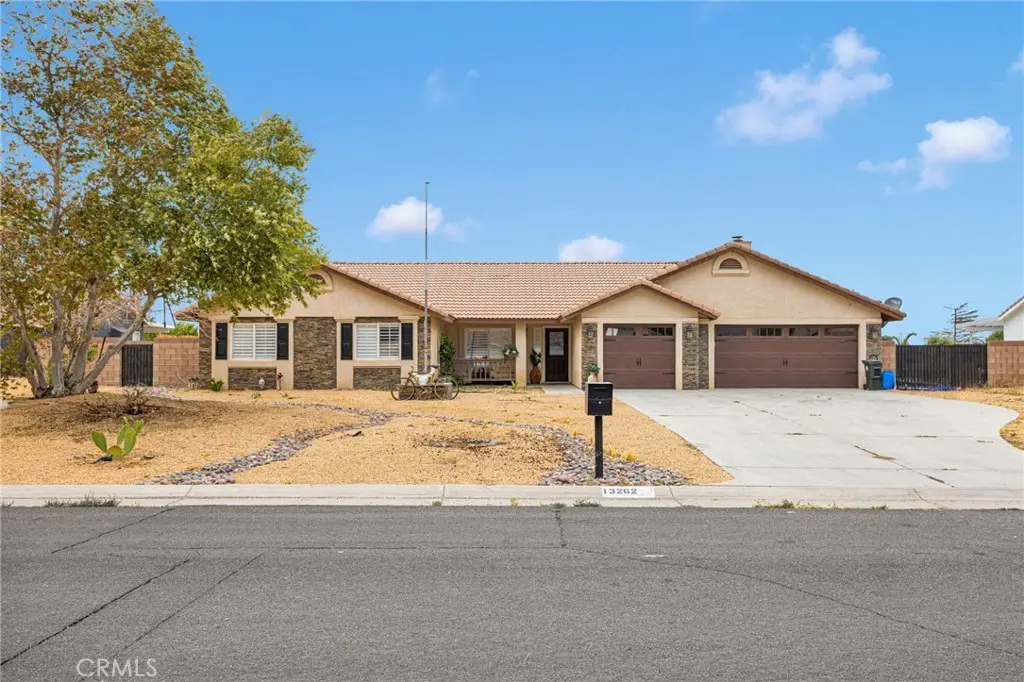 13262 Cuyamaca Road, Apple Valley, CA — listing photo 1