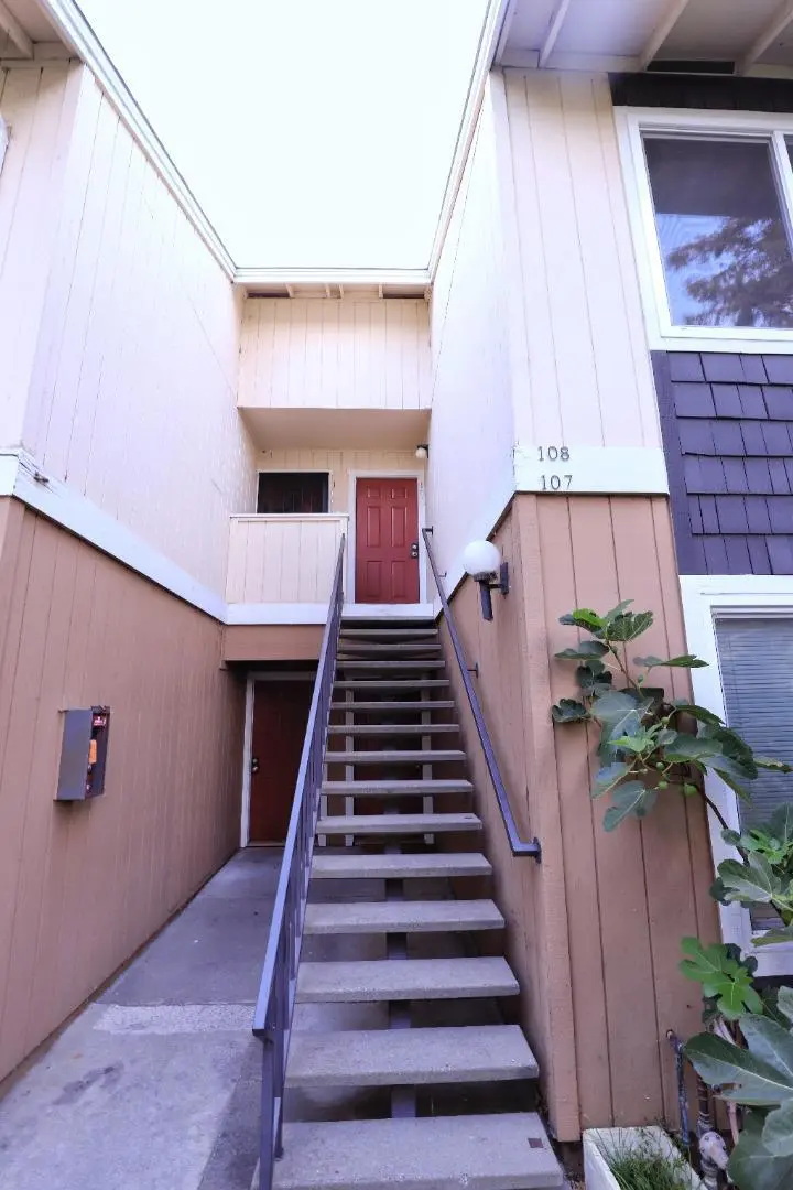 Condominium for sale at 2599 Easton Lane 108, San Jose, CA featuring 2 beds and 2 baths