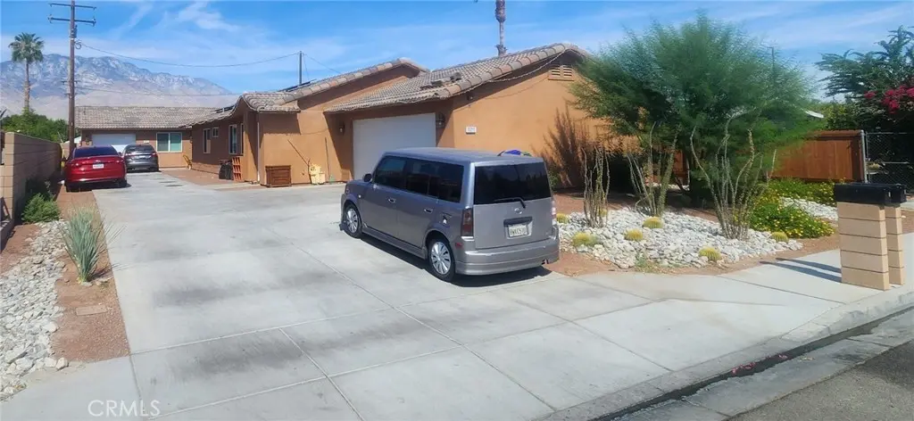Single Family Residence for sale at 33215 Via de Anza, Cathedral City, CA
