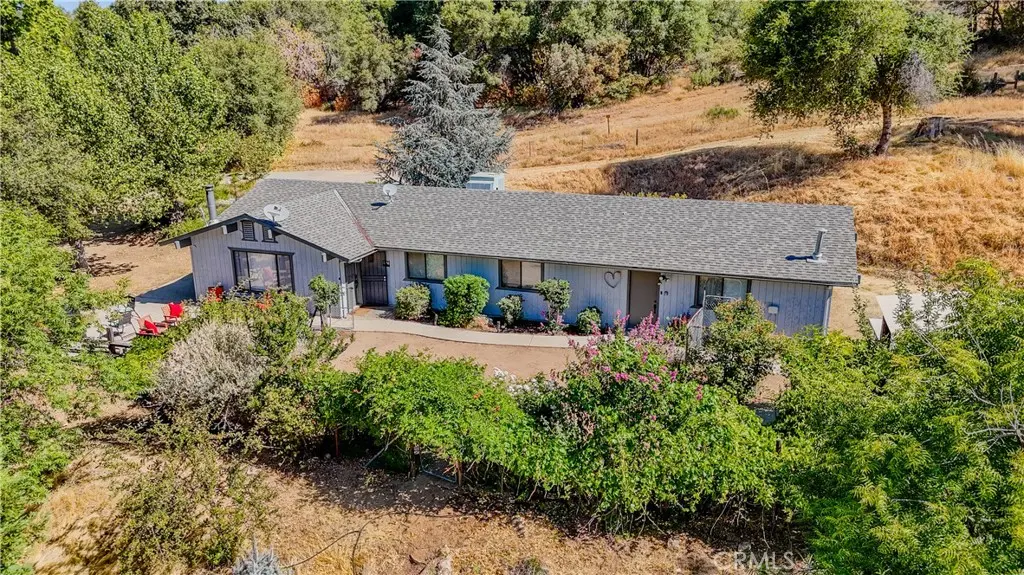 33301 road 233, North Fork, CA — listing photo 1