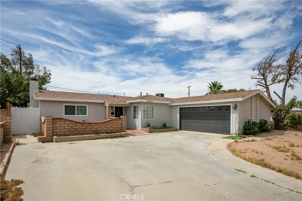43743 Fern Avenue, Lancaster, CA — listing photo 1