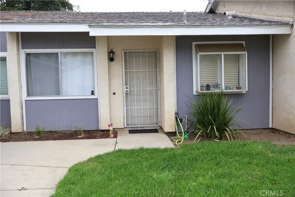 Condominium for sale at 25929 Baylor Way, Hemet, CA featuring 1 bed and 1 bath