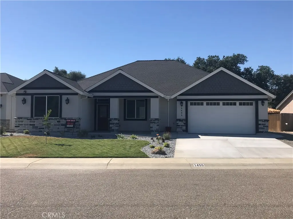 Single Family Residence for sale at 1455 Acacia Street, Red Bluff, CA featuring 4 beds and 2 baths