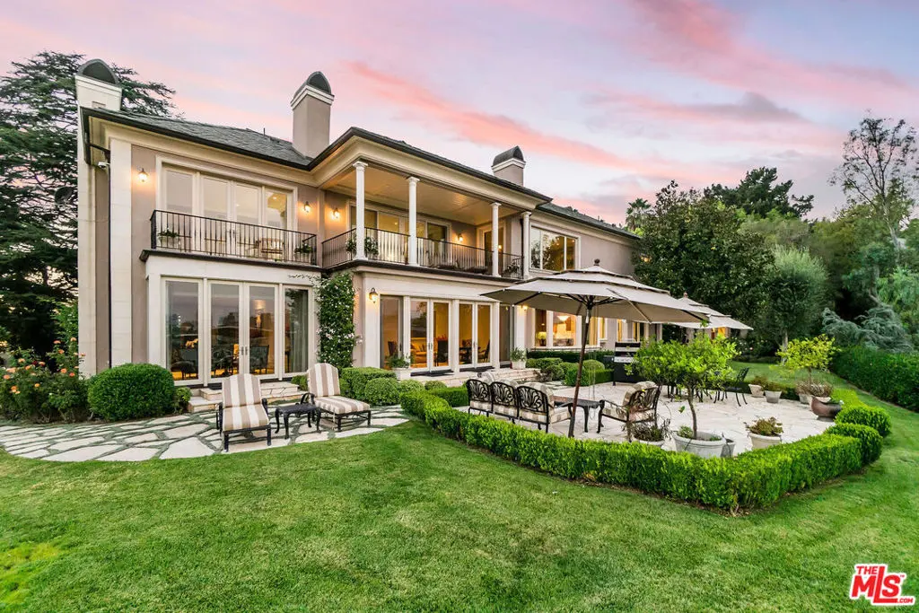 Single Family Residence for sale at 1000 Bel Air Road, Los Angeles, CA featuring 4 beds and 6 baths