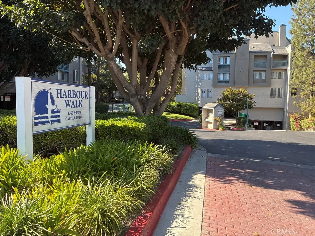 1360 W Capitol Drive 332, San Pedro, CA — listing photo 1