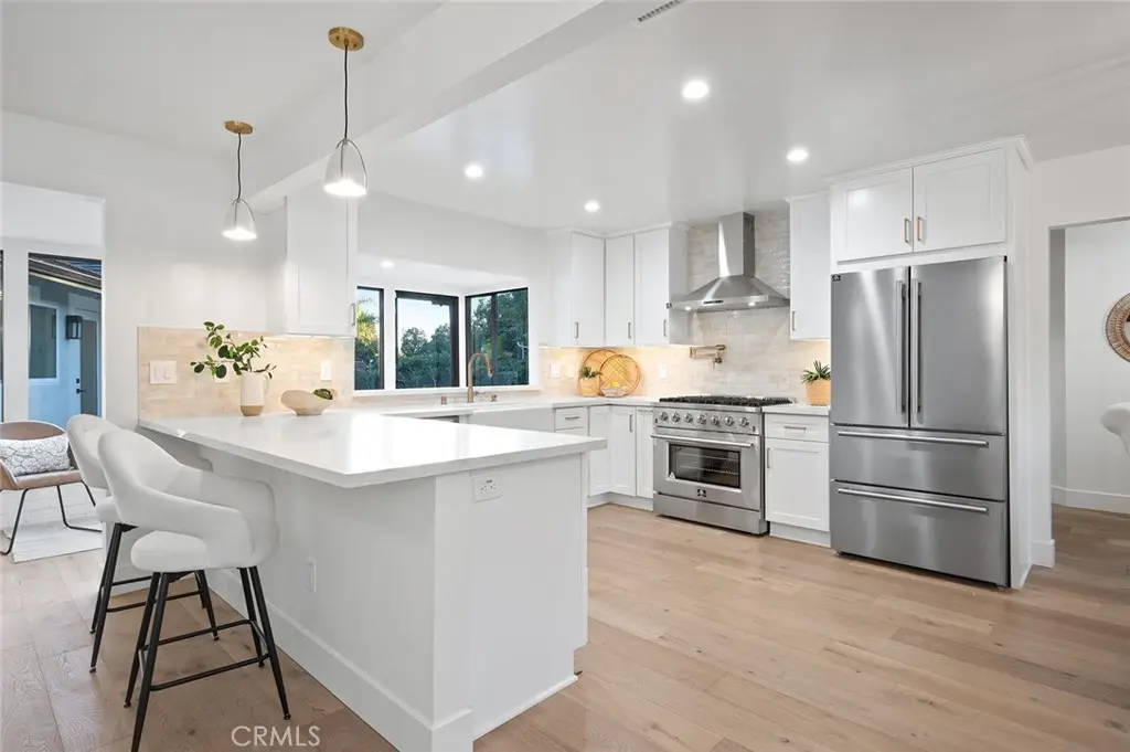 Single Family Residence for sale at 1985 Highland Oaks Drive, Arcadia, CA