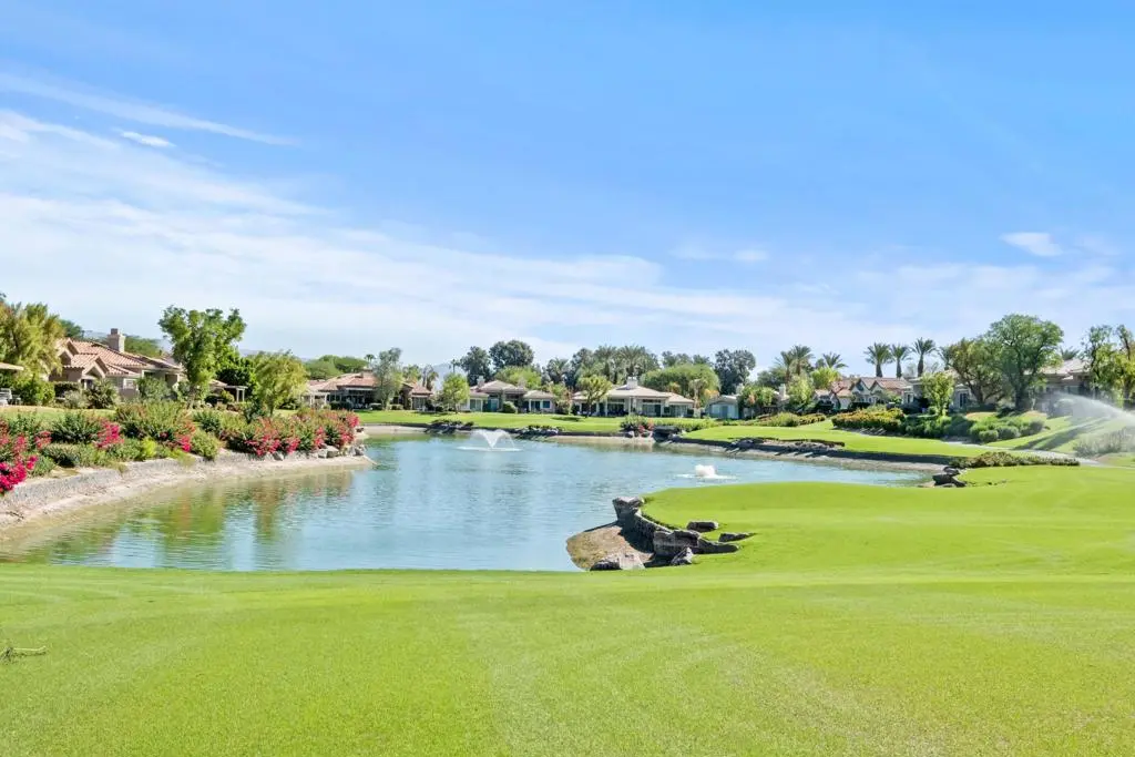 Residential Lease for rent at 781 Box Canyon Trail, Palm Desert, Riverside County, CA featuring 3 beds and 4 baths