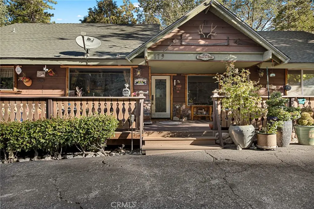 179 Golf Course Rd, Lake Arrowhead, CA — listing photo 1