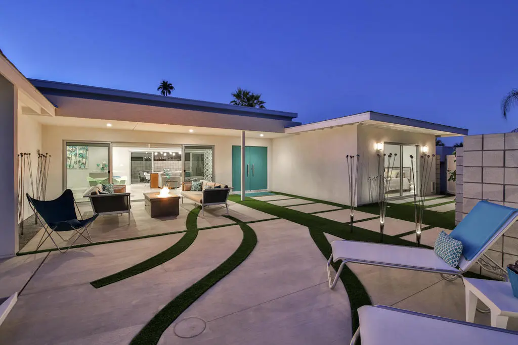 Residential Lease for rent at 47956 Silver Spur Trail, Palm Desert, Riverside County, CA featuring 3 beds and 3 baths