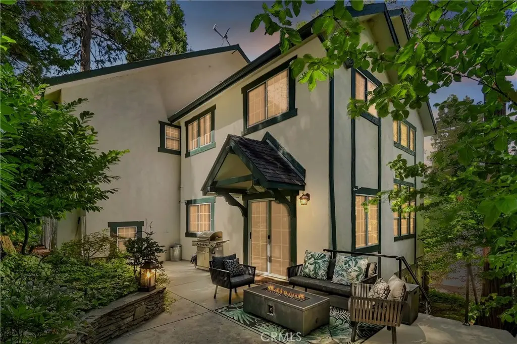 244 Corona Circle, Lake Arrowhead, CA — listing photo 1