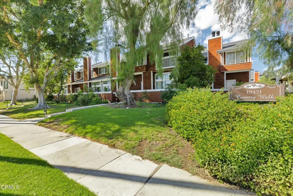 19431 Sherman Way 6, Reseda, CA — listing photo 1