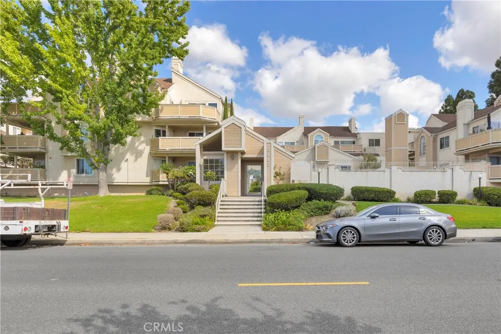 3845 Farquhar Ave 110, Los Alamitos, CA — listing photo 1
