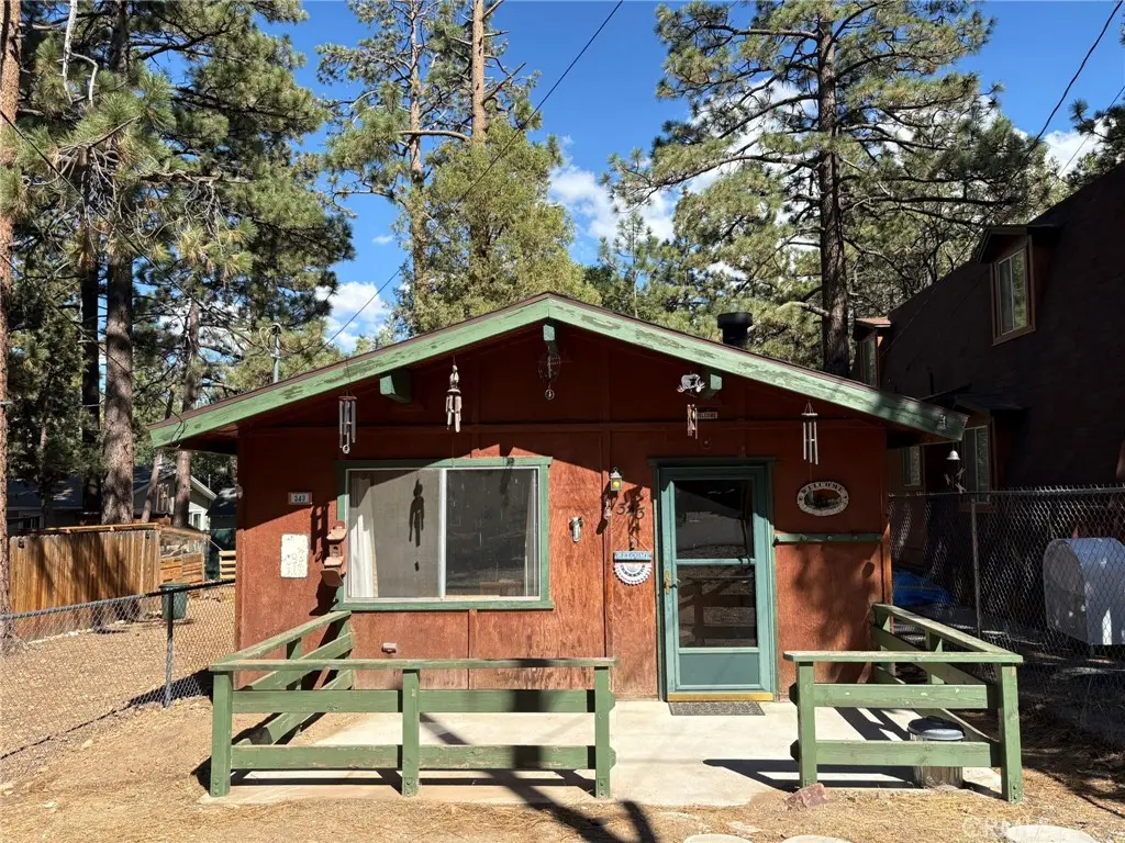 343 Holmes Lane, Sugarloaf, CA — listing photo 1