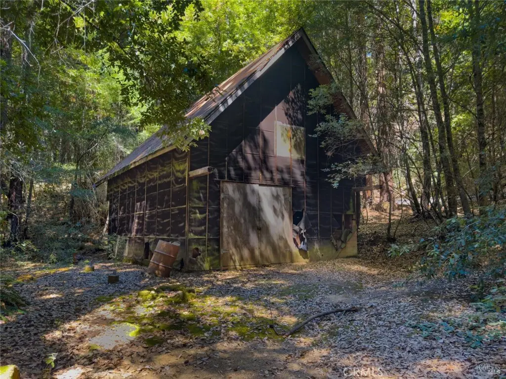 3700 Redwood Creek Road, Willits, CA — listing photo 1