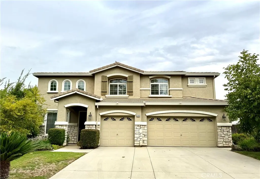 Single Family Residence for sale at 9200 Hunters creek Way, Chowchilla, CA featuring 4 beds and 3 baths