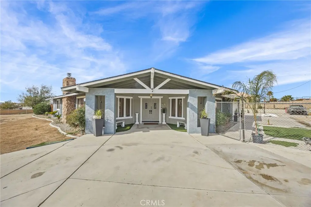 13288 Choco Road, Apple Valley, CA — listing photo 1