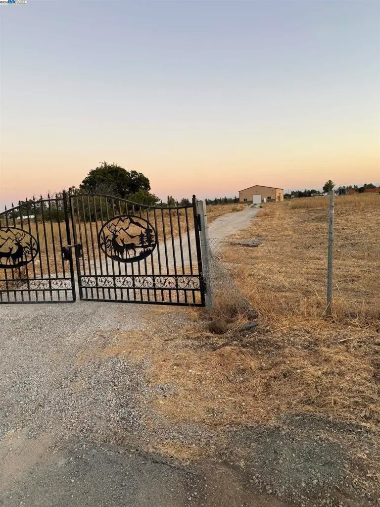303 Blaine Lane, Knightsen, CA — listing photo 1