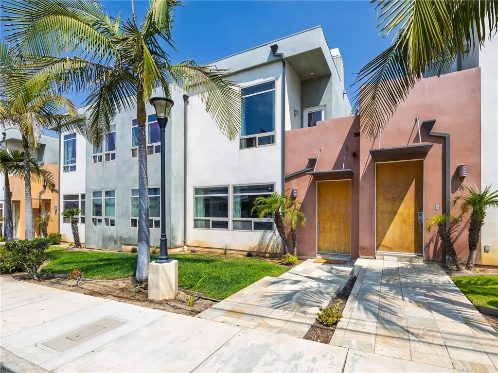 1225 E Grand Avenue B, El Segundo, CA — listing photo 1