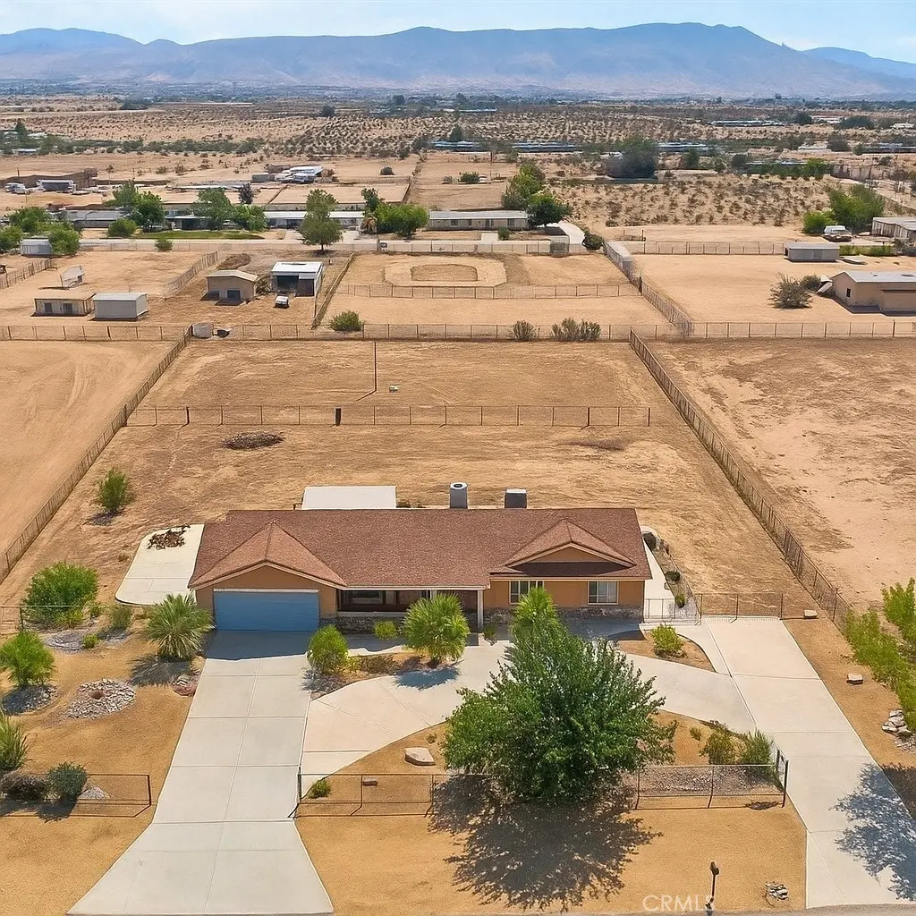 22665 Little Beaver, Apple Valley, CA — listing photo 1