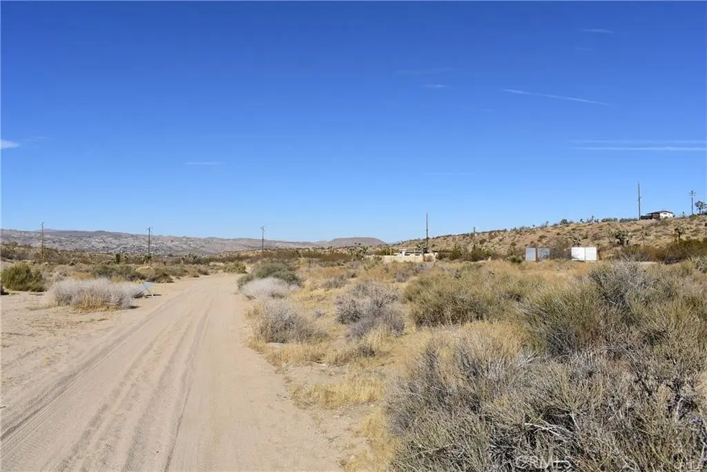 1 Indio Avenue, Yucca Valley, CA — listing photo 1