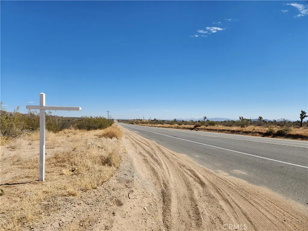 1901 Old Woman Springs Road, Yucca Valley, CA — listing photo 1