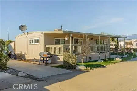 1134 Villa Calimesa 42, Calimesa, CA — listing photo 1
