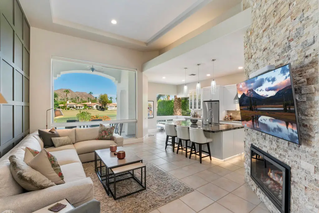 Residential Lease for rent at 78688 Cabrillo Way Way, La Quinta, Riverside County, CA featuring 4 beds and 4 baths