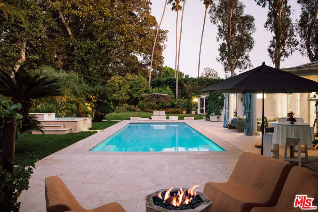 Single Family Residence for sale at 101 Bel Air Road, Los Angeles, CA featuring 5 beds and 7 baths